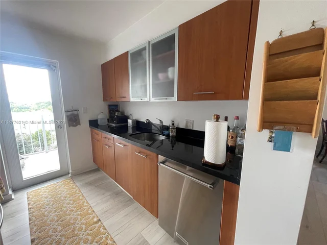 650 NE 64th St # G509, Miami FL 33138