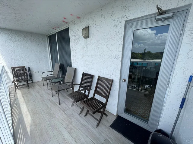 650 NE 64th St # G509, Miami FL 33138