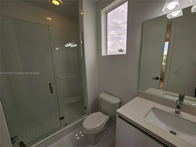 10247 NW 75th Ter, Doral FL 33178