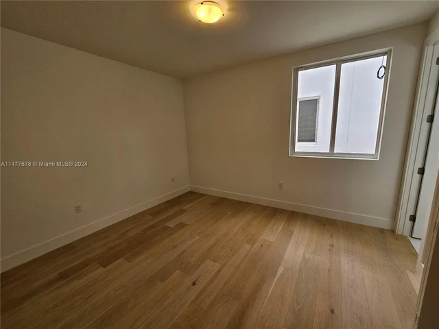 10247 NW 75th Ter, Doral FL 33178