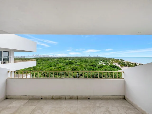 177 Ocean Lane Dr # 1206, Key Biscayne FL 33149