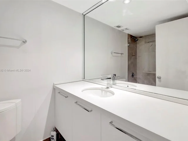 177 Ocean Lane Dr # 1206, Key Biscayne FL 33149