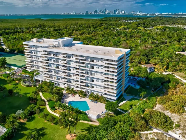 177 Ocean Lane Dr # 1206, Key Biscayne FL 33149