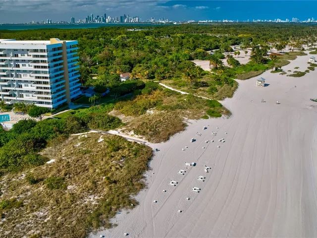 177 Ocean Lane Dr # 1206, Key Biscayne FL 33149