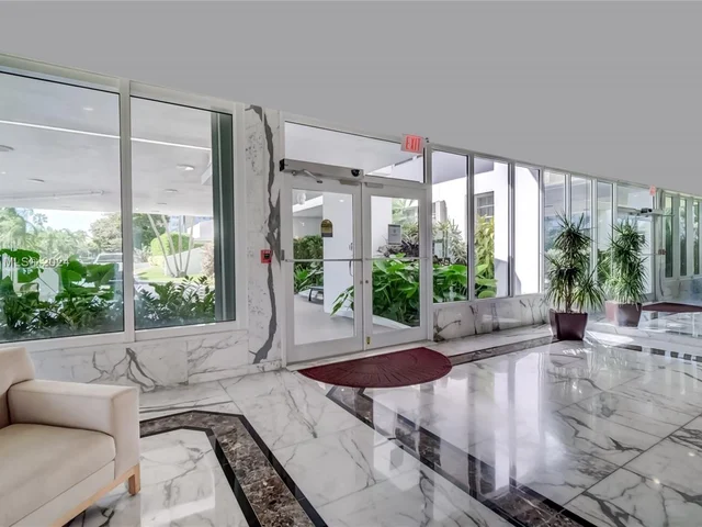 177 Ocean Lane Dr # 1206, Key Biscayne FL 33149