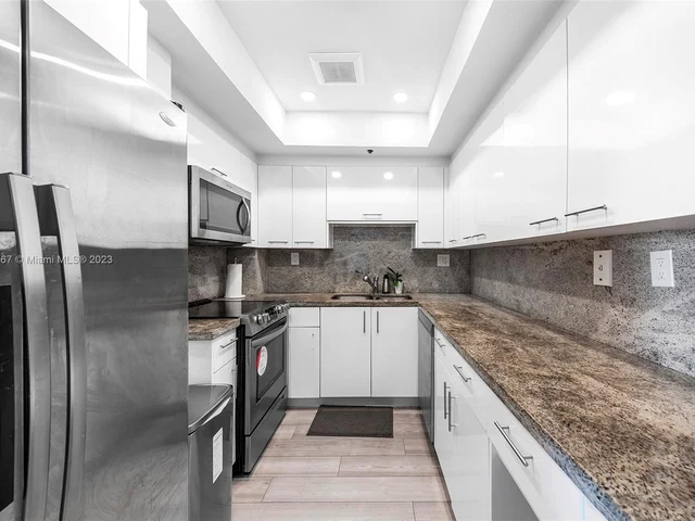 20 Island Ave # 1001, Miami Beach FL 33139