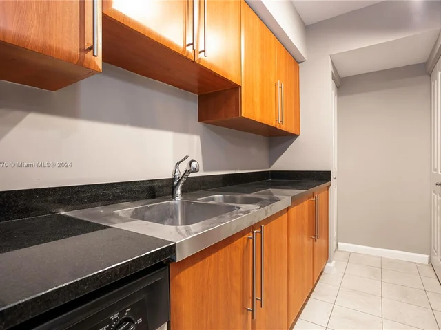 610 W Las Olas Blvd # 1014N, Fort Lauderdale FL 33312