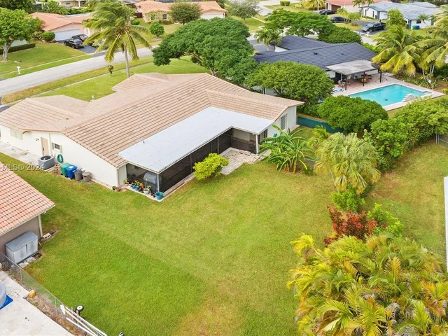 12223 NW 31st Dr, Coral Springs FL 33065