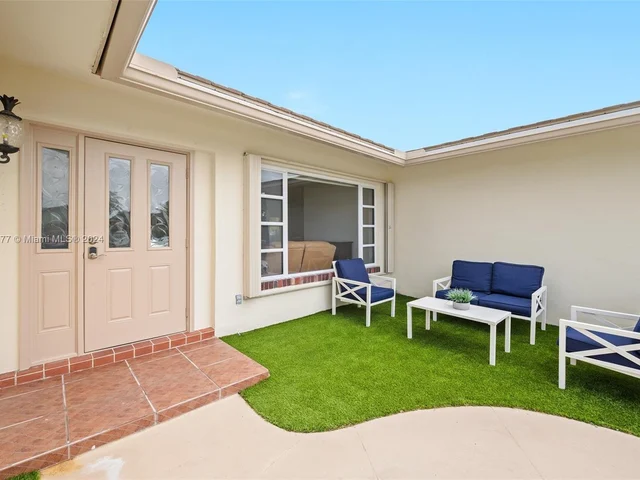 12223 NW 31st Dr, Coral Springs FL 33065