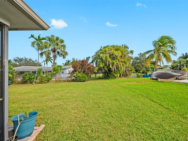 12223 NW 31st Dr, Coral Springs FL 33065