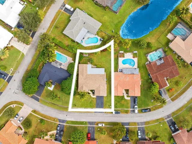 12223 NW 31st Dr, Coral Springs FL 33065