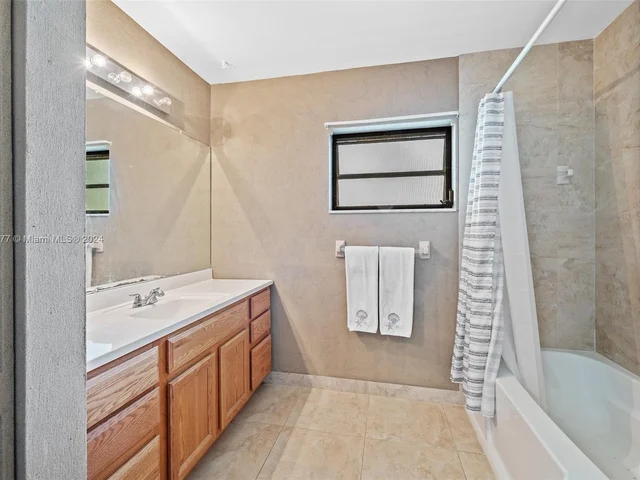 12223 NW 31st Dr, Coral Springs FL 33065