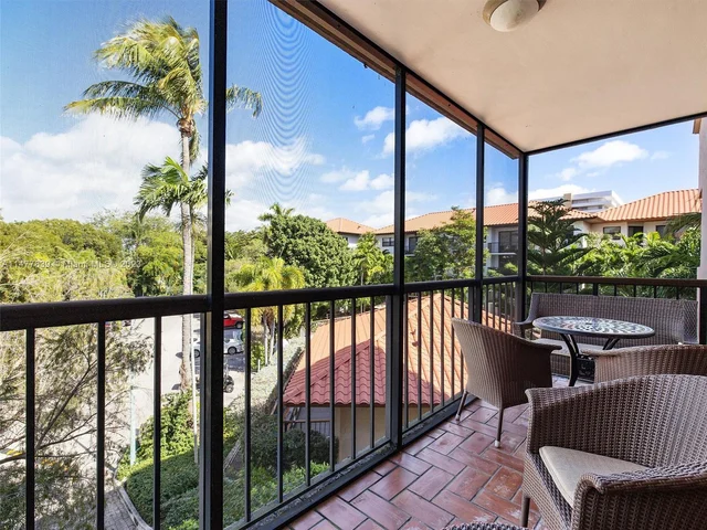 55 Ocean Lane Dr # 3025, Key Biscayne FL 33149