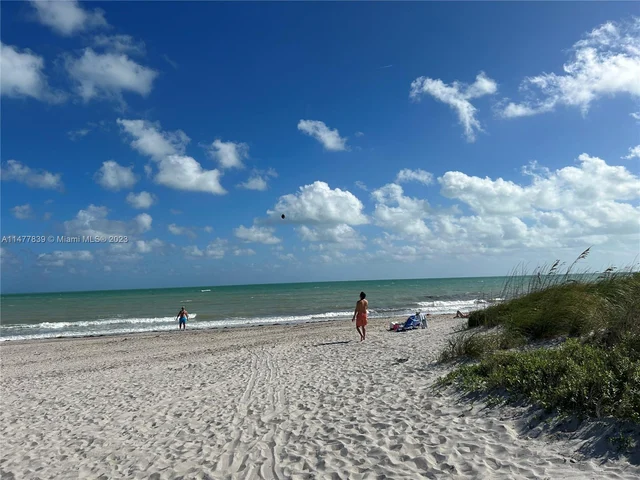 55 Ocean Lane Dr # 3025, Key Biscayne FL 33149