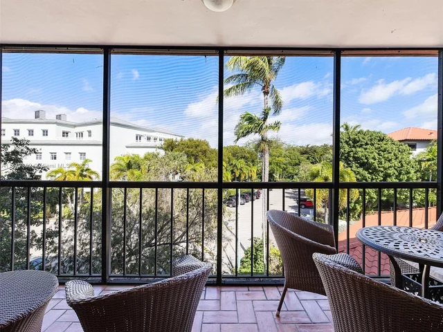 55 Ocean Lane Dr # 3025, Key Biscayne FL 33149