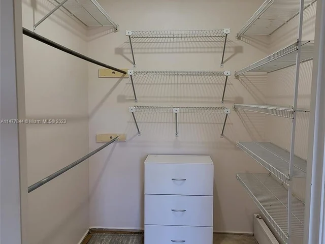 8005 Lake Dr # 201, Doral FL 33166