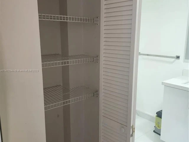 8005 Lake Dr # 201, Doral FL 33166