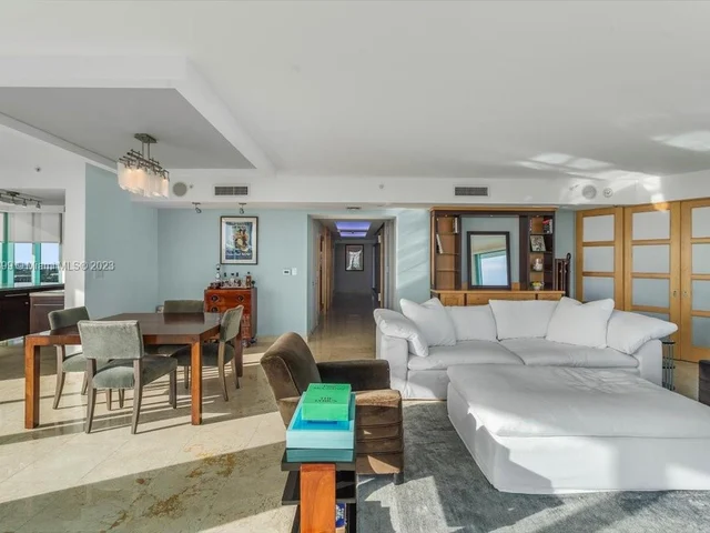 6000 Indian Creek Dr # 19C, Miami Beach FL 33140