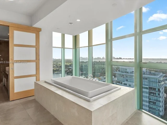 6000 Indian Creek Dr # 19C, Miami Beach FL 33140