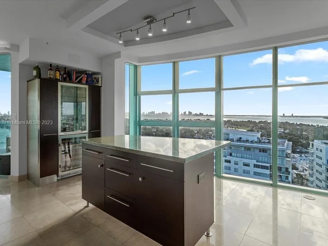 6000 Indian Creek Dr # 19C, Miami Beach FL 33140