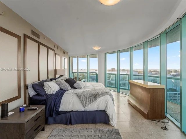 6000 Indian Creek Dr # 19C, Miami Beach FL 33140