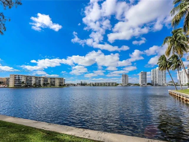 18151 NE 31st Ct # 317, Aventura FL 33160