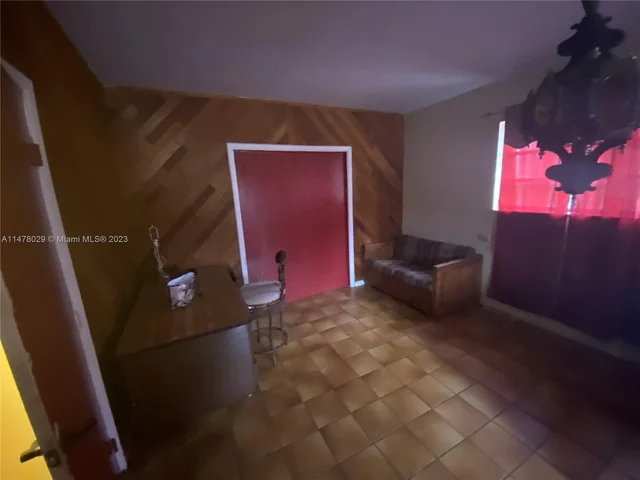 321 NE 180th Dr, North Miami Beach FL 33162