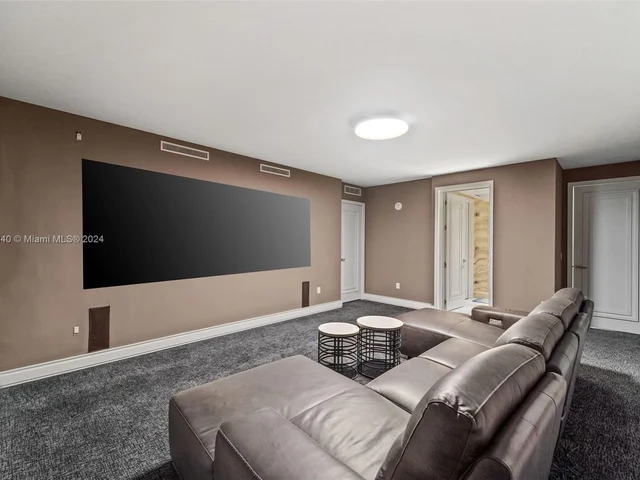 17901 Collins Ave, Sunny Isles Beach FL 33160