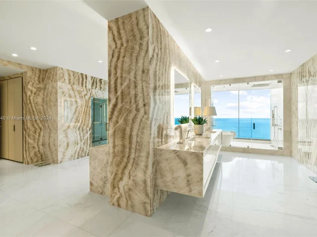 17901 Collins Ave, Sunny Isles Beach FL 33160