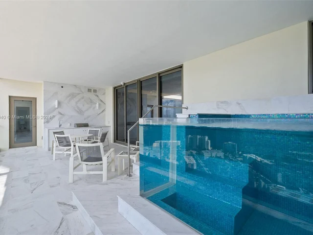 17901 Collins Ave, Sunny Isles Beach FL 33160