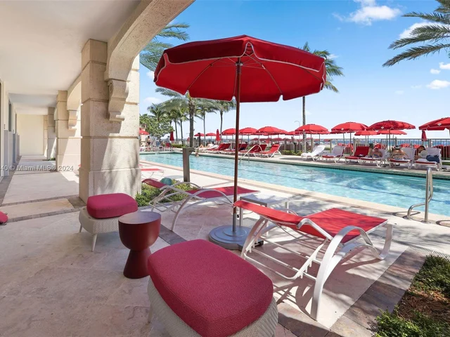 17901 Collins Ave, Sunny Isles Beach FL 33160