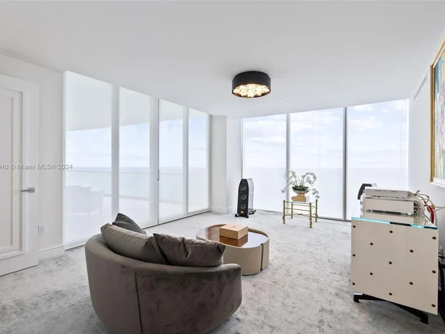 17901 Collins Ave, Sunny Isles Beach FL 33160