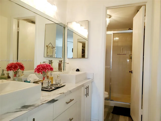 10400 NW 30th Ct # 202, Sunrise FL 33322