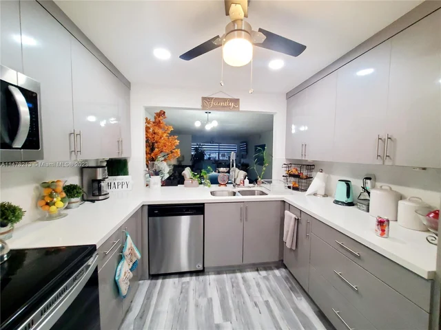 10400 NW 30th Ct # 202, Sunrise FL 33322