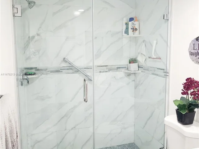 10400 NW 30th Ct # 202, Sunrise FL 33322