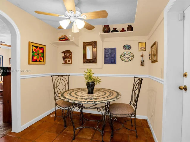 2618 Alhambra Cir, Coral Gables FL 33134