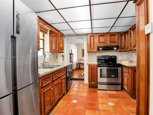 2618 Alhambra Cir, Coral Gables FL 33134