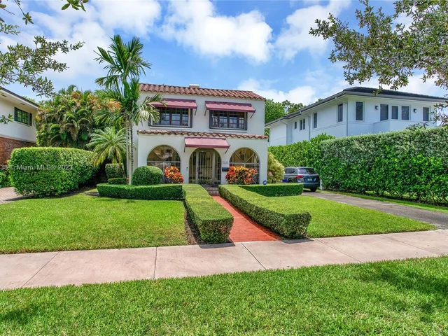 2618 Alhambra Cir, Coral Gables FL 33134