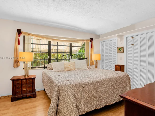 2618 Alhambra Cir, Coral Gables FL 33134