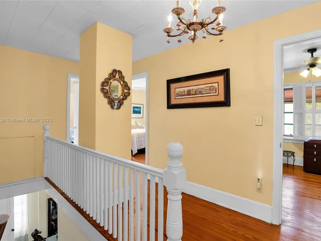 2618 Alhambra Cir, Coral Gables FL 33134