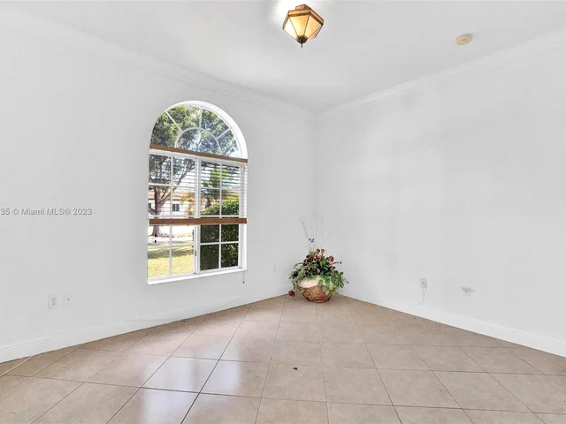 20680 SW 132nd Ave, Miami FL 33177