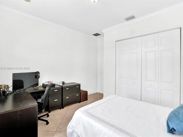 20680 SW 132nd Ave, Miami FL 33177