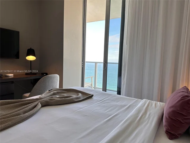 4010 S Ocean Dr # T4005, Hollywood FL 33019