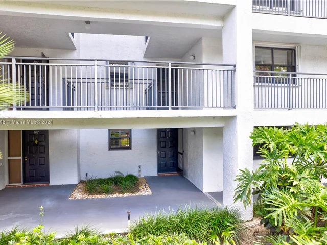 16171 Blatt Blvd # 108, Weston FL 33326