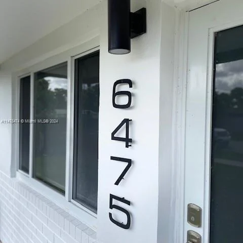 6475 SW 3rd Ct, Margate FL 33068