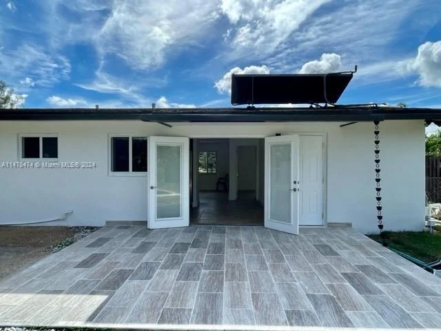 6475 SW 3rd Ct, Margate FL 33068