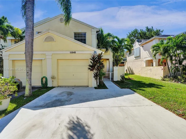 11848 SW 99th St # 11848, Miami FL 33186