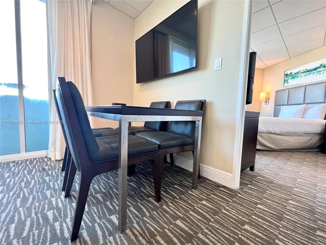 2670 E Sunrise Blvd # 1411, Fort Lauderdale FL 33304