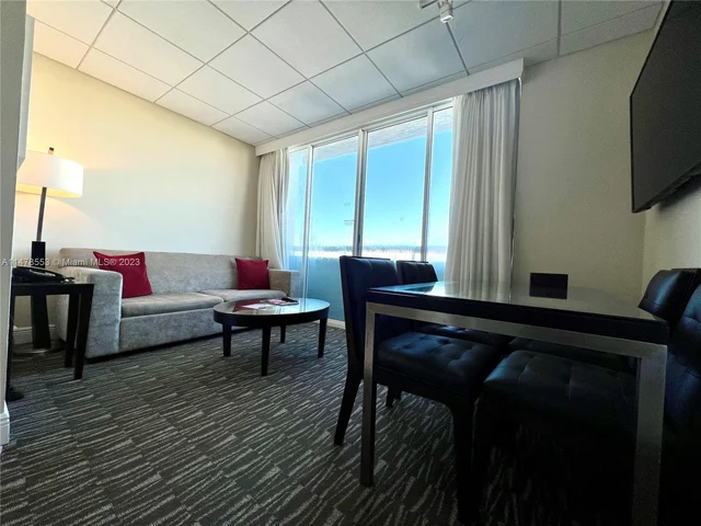 2670 E Sunrise Blvd # 1411, Fort Lauderdale FL 33304