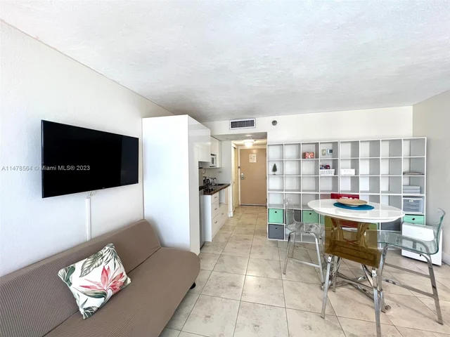 19201 Collins Ave # 1102, Sunny Isles Beach FL 33160